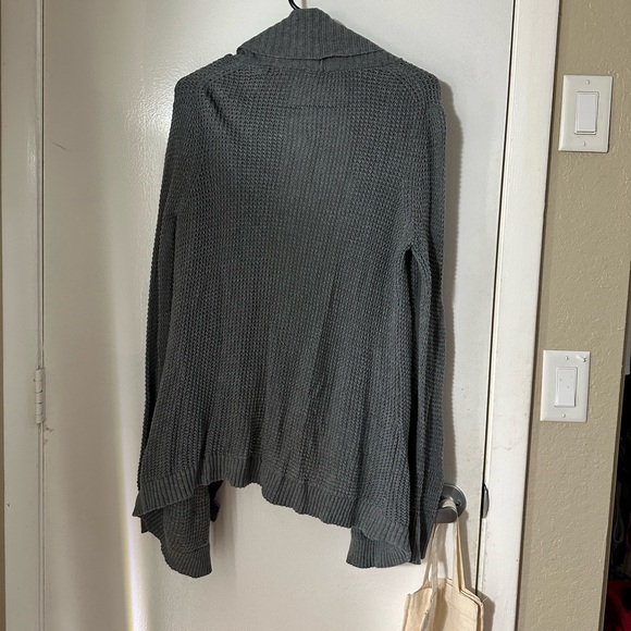 Heather gray lightweight knit cardigan, express size small - Picture 7 of 7
